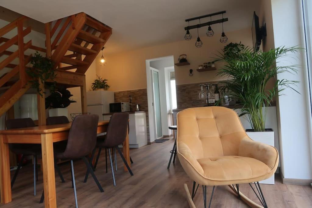 Holiday Home Dreams โคบาริด ภายนอก รูปภาพ